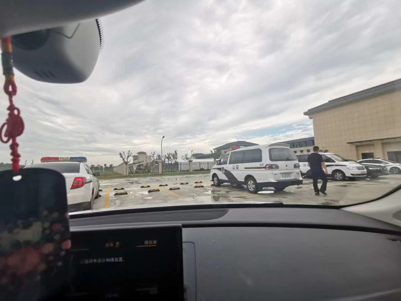 貪污案適用減輕處罰情節能否減至免予刑事處罰？上海刑事專業律師來回答