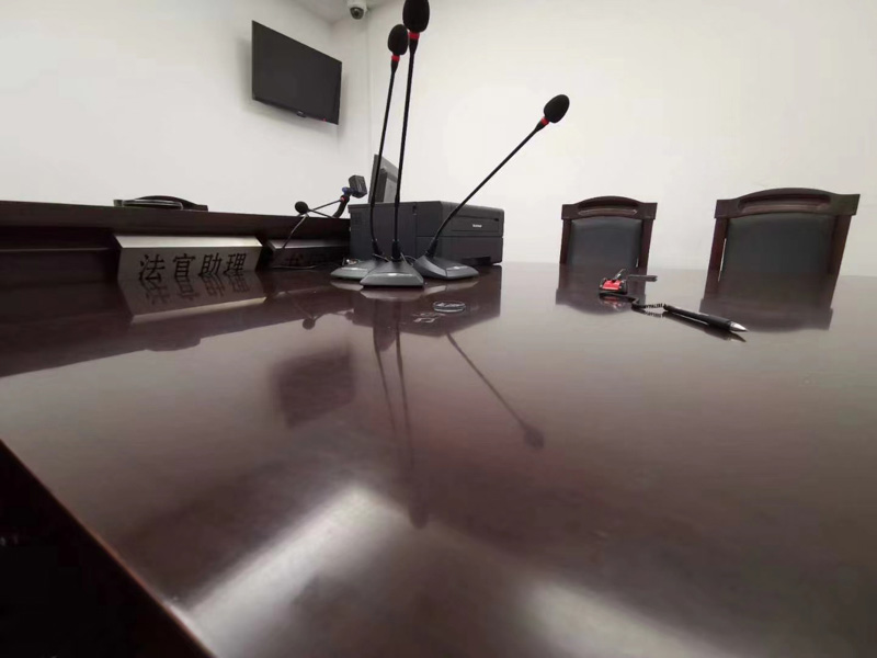 靜安刑事律師解答關于招收公務員、徇私舞弊罪的概念是什么？