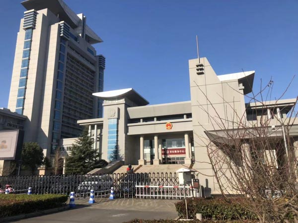 楊浦刑事律師在線講解庭審前會見被告人的主要內容包括什么